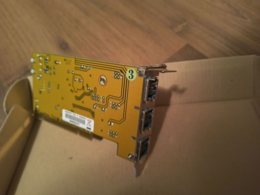 Upgrade Your System with StarTech 3 Port Low Profile PCI 12V Powered USB Card - Image 2