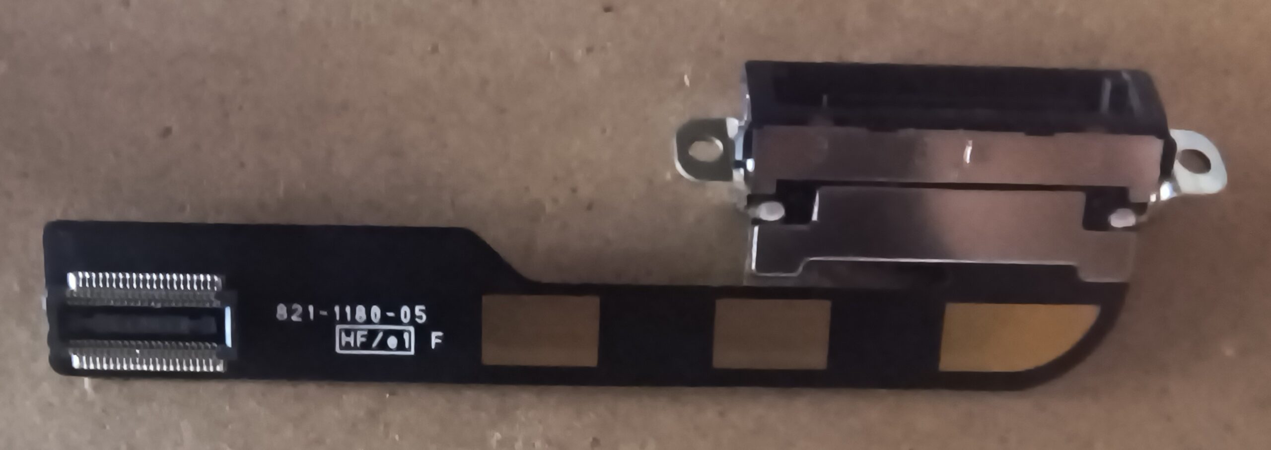 Replace Your Faulty Charging Port with Apple iPad 2 Dock Connector Flex Cable 821-1180-05 - Image 2
