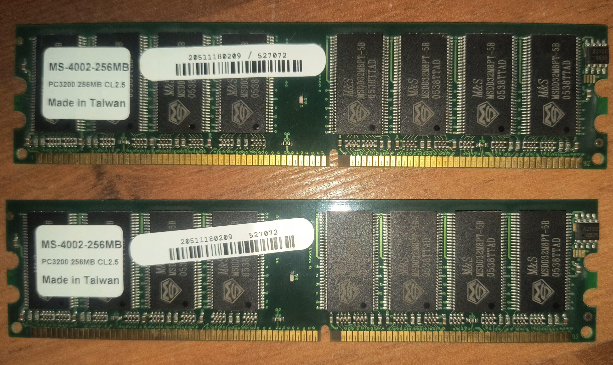2x 256MB DDR1 PC3200 400MHz CL2.5 184-Pin Desktop RAM Modules MS-4002-256MB