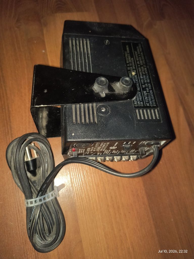 Vintage Safe House Security Device Model 49-310 with Power Cable - Image 2