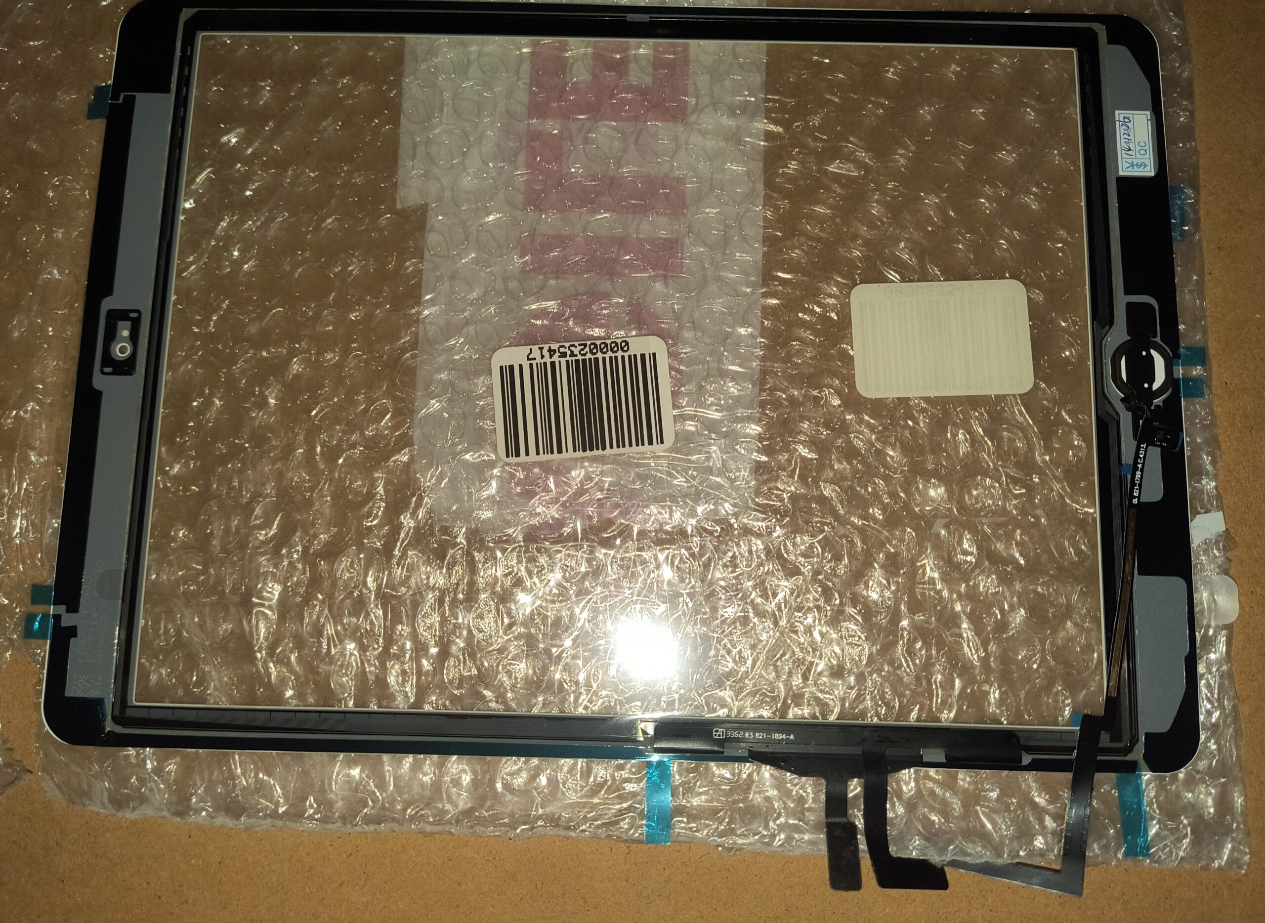 Replace Your iPad 2 3 4 Front Glass with Ease - Image 3