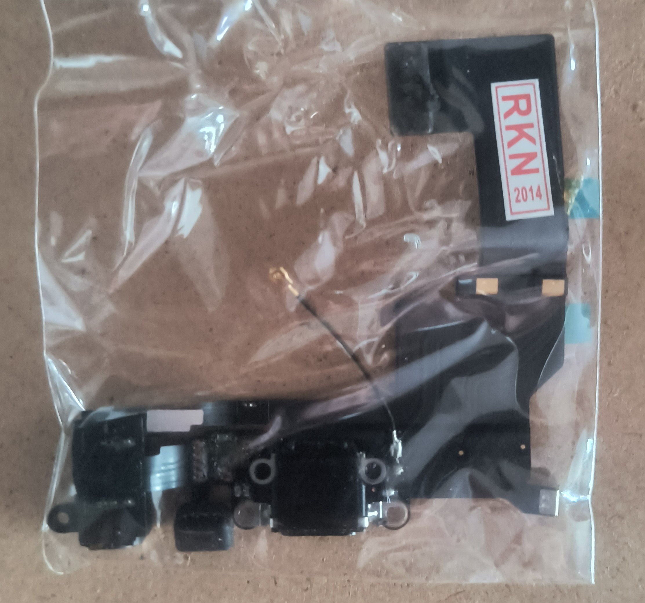 Revitalize Your iPhone 6 with a New Dock Charging Port Flex Cable! - Image 2