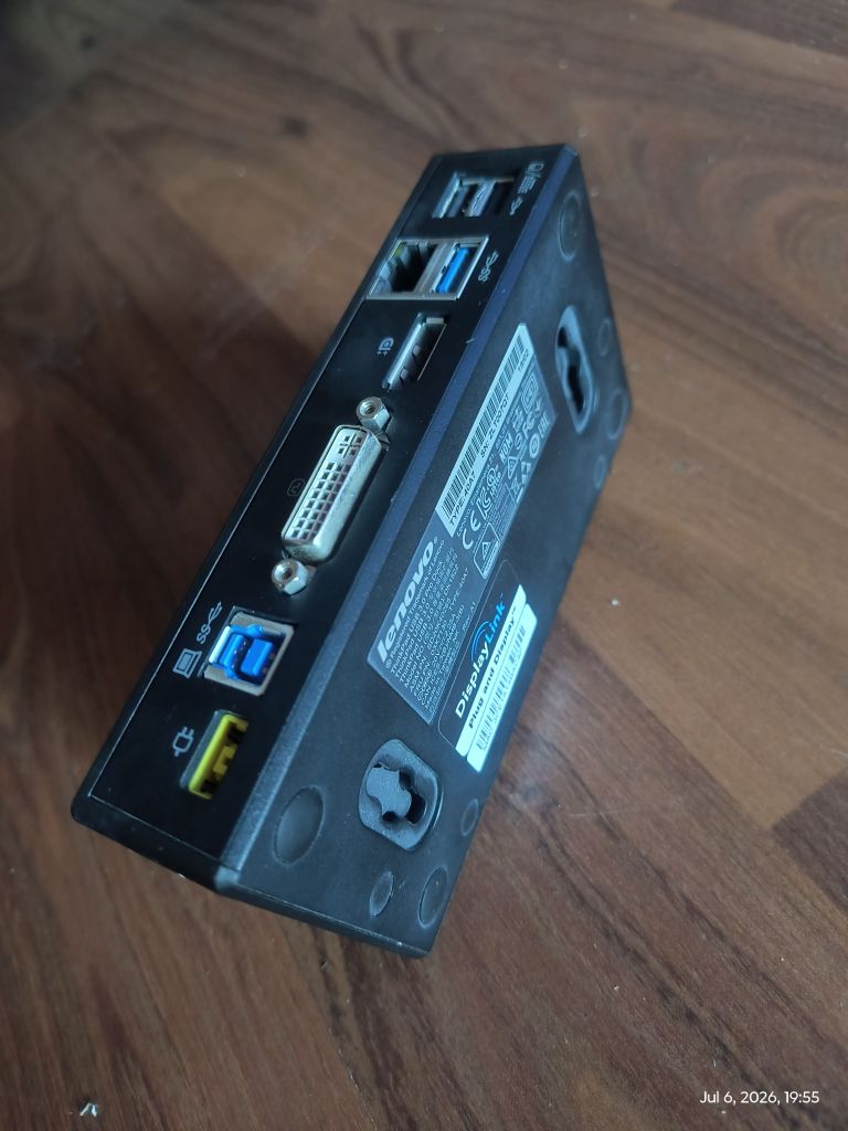 Upgrade Your Workstation with Lenovo DisplayLink USB Docking Station - Image 3