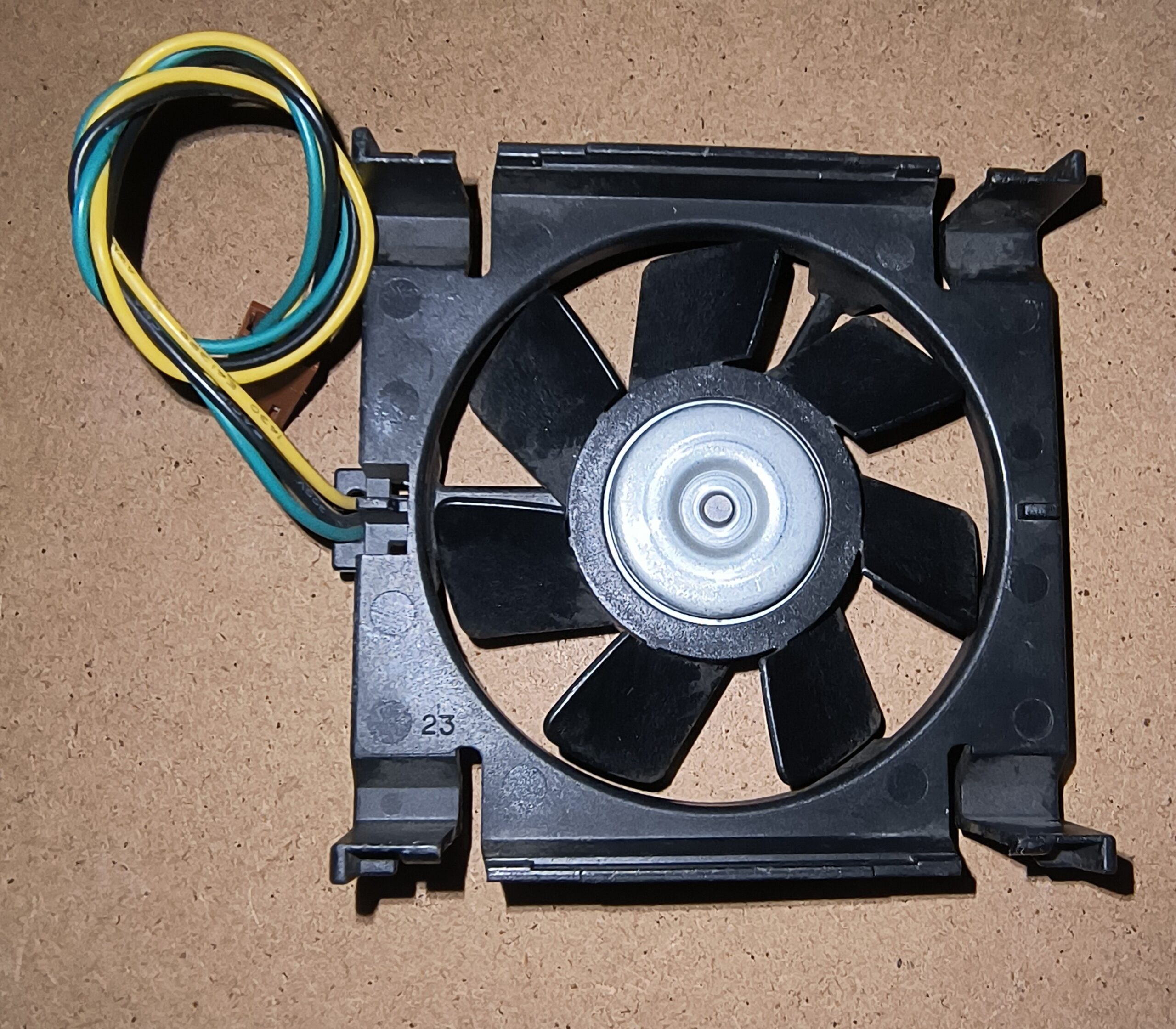 Upgrade Your CPU Cooling with Intel OEM Sanyo Denki 4-Pin PWM Fan - Image 2