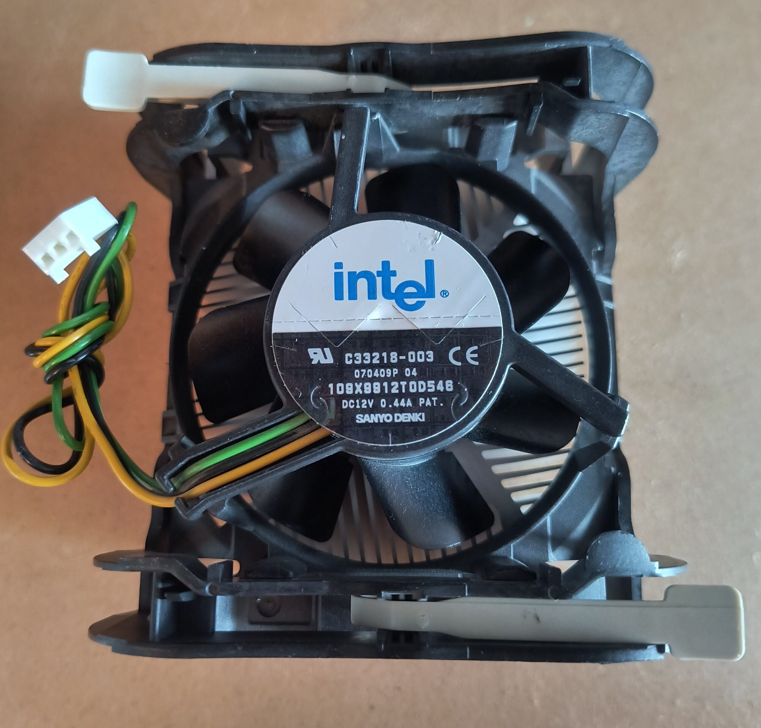 Intel BTX LGA775 Copper Core CPU Cooler with Sanyo Denki 92mm PWM Fan C33218-003