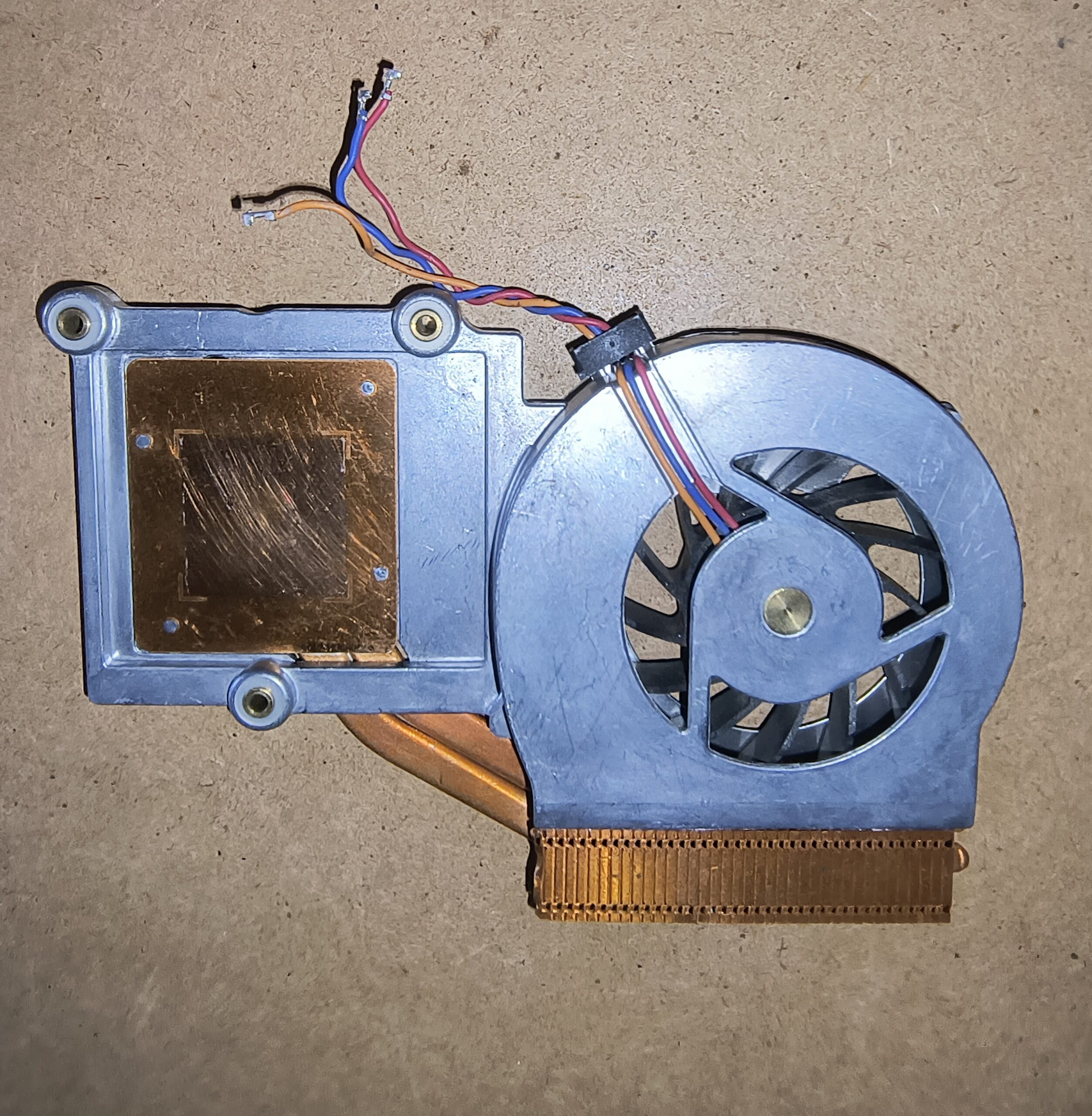 Keep Your Laptop Cool with Genuine LG Innotek CPU Cooling Fan + Heatsink Assembly - Image 3