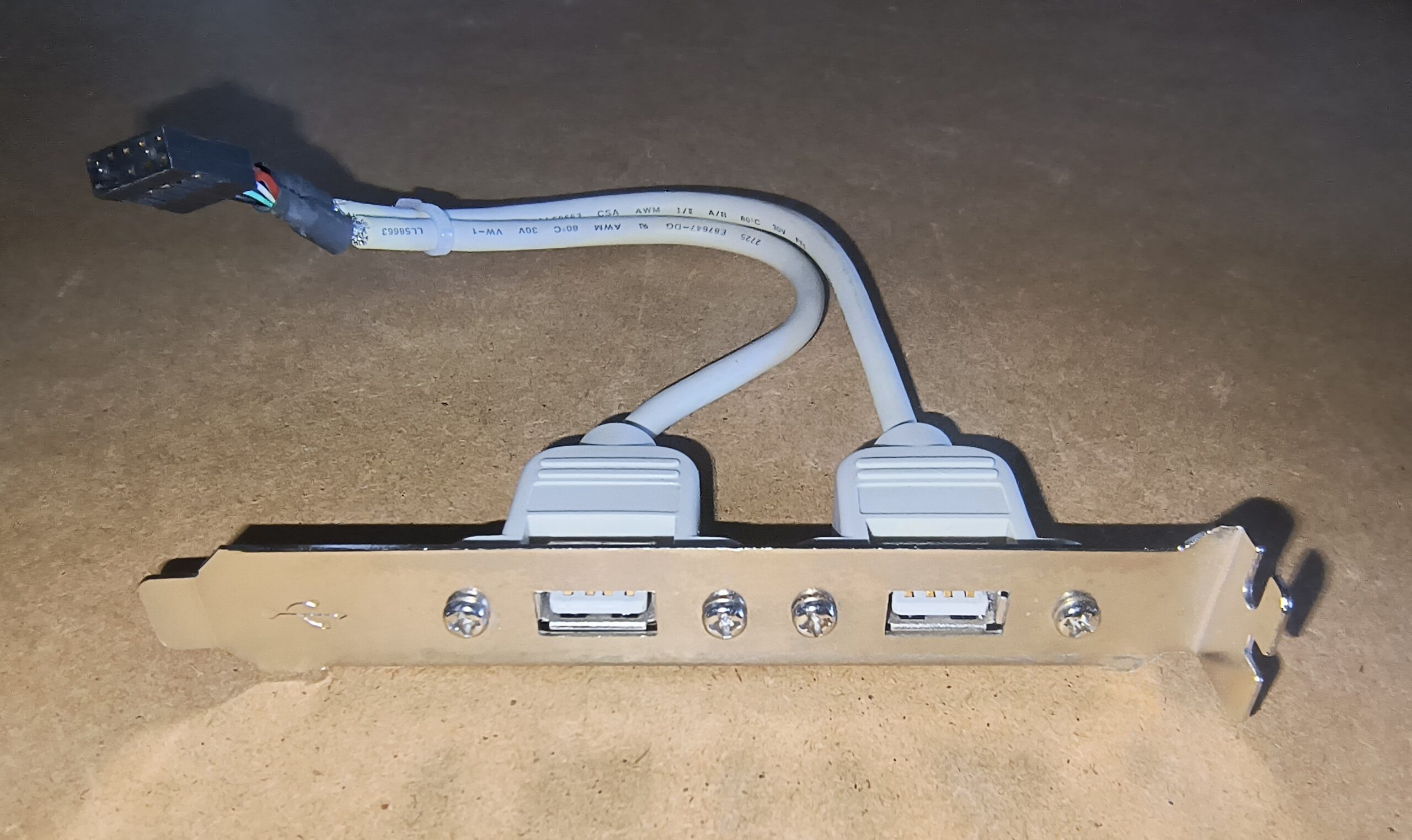 Upgrade Your Desktop with Dual USB 2.0 Rear Expansion Bracket - Image 2