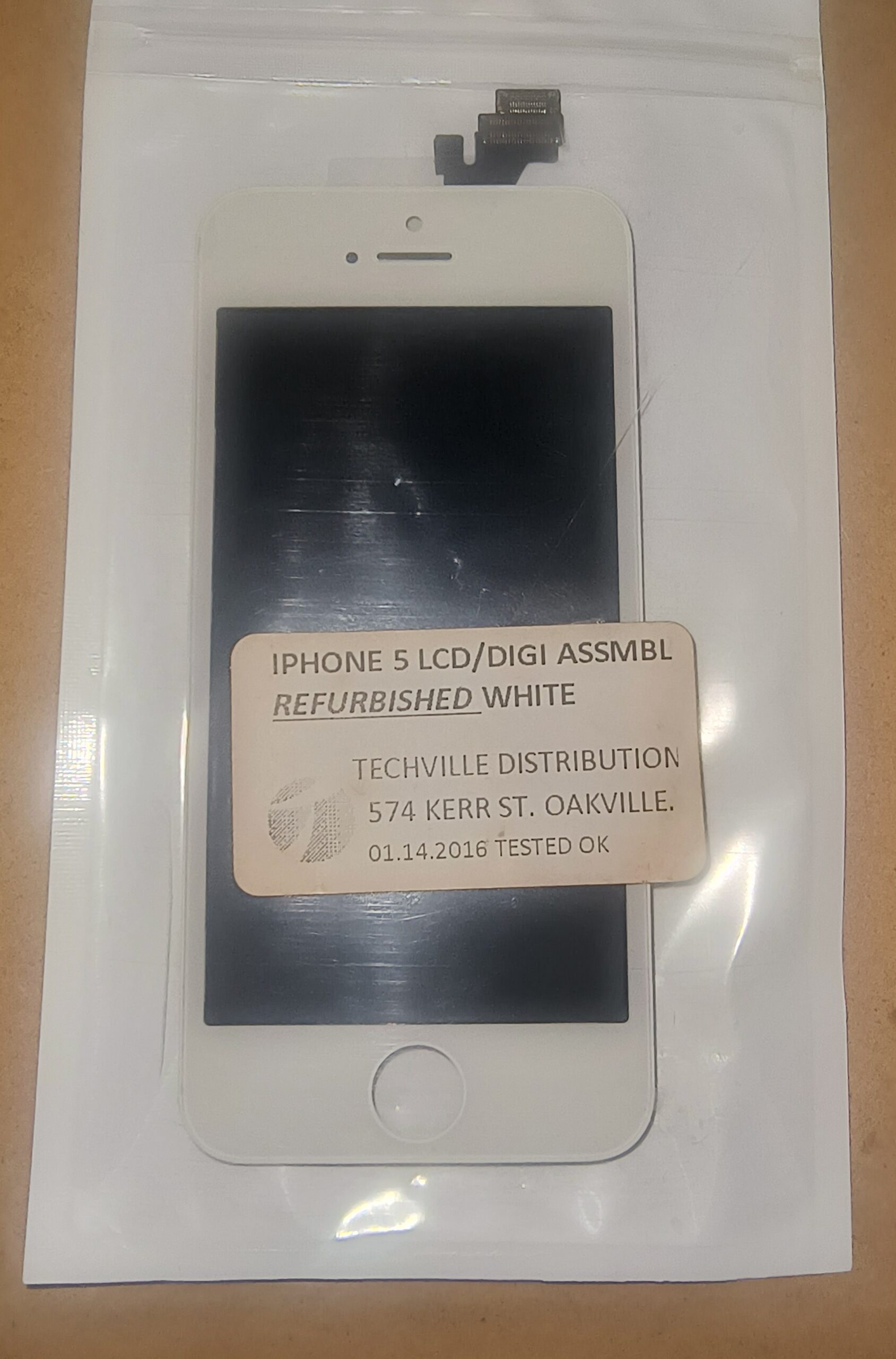 Revamp Your iPhone 5 with a White LCD + Digitizer Screen Assembly