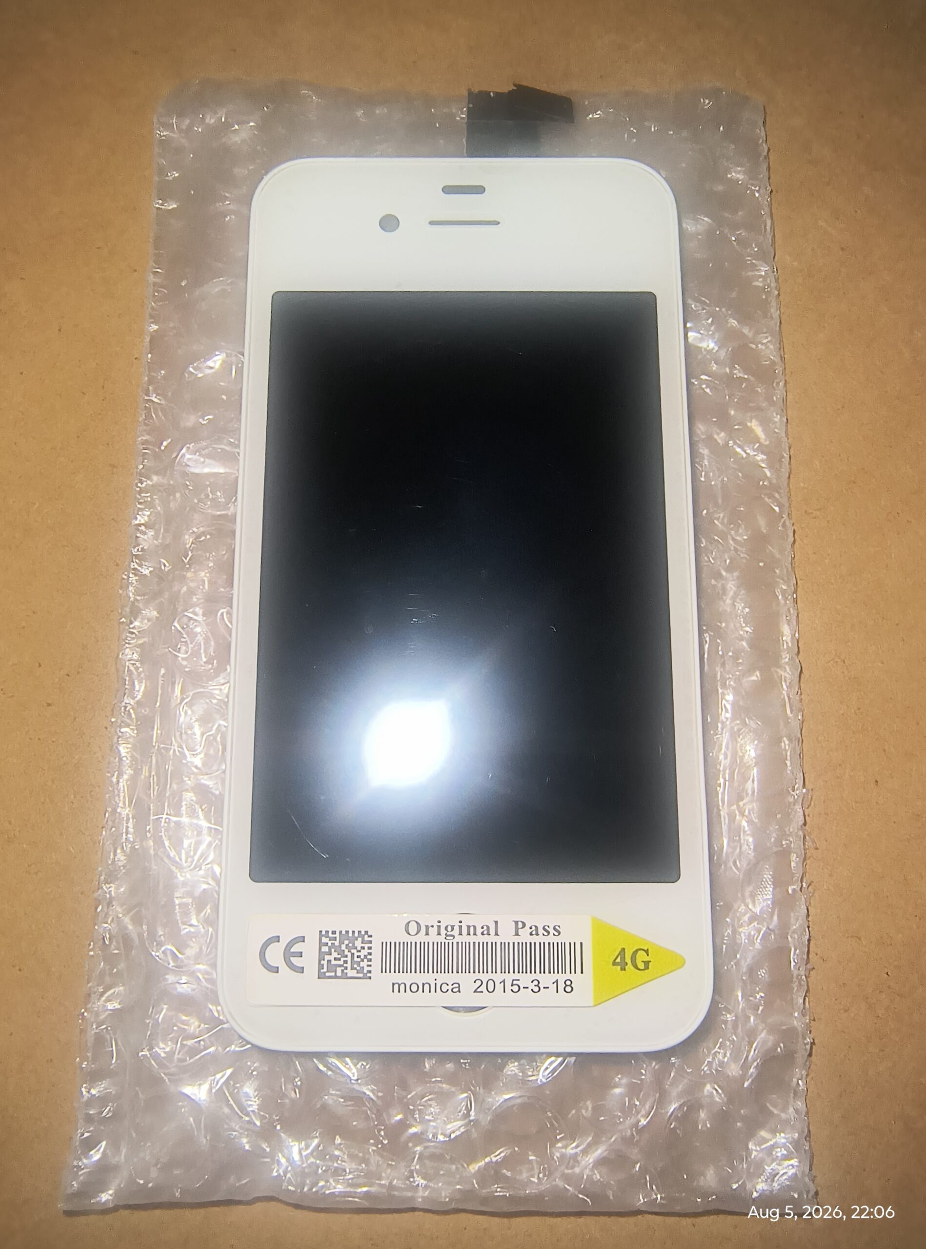 White LCD Touch Screen Digitizer Assembly for Apple iPhone SE (1st Gen) and iPhone 5S