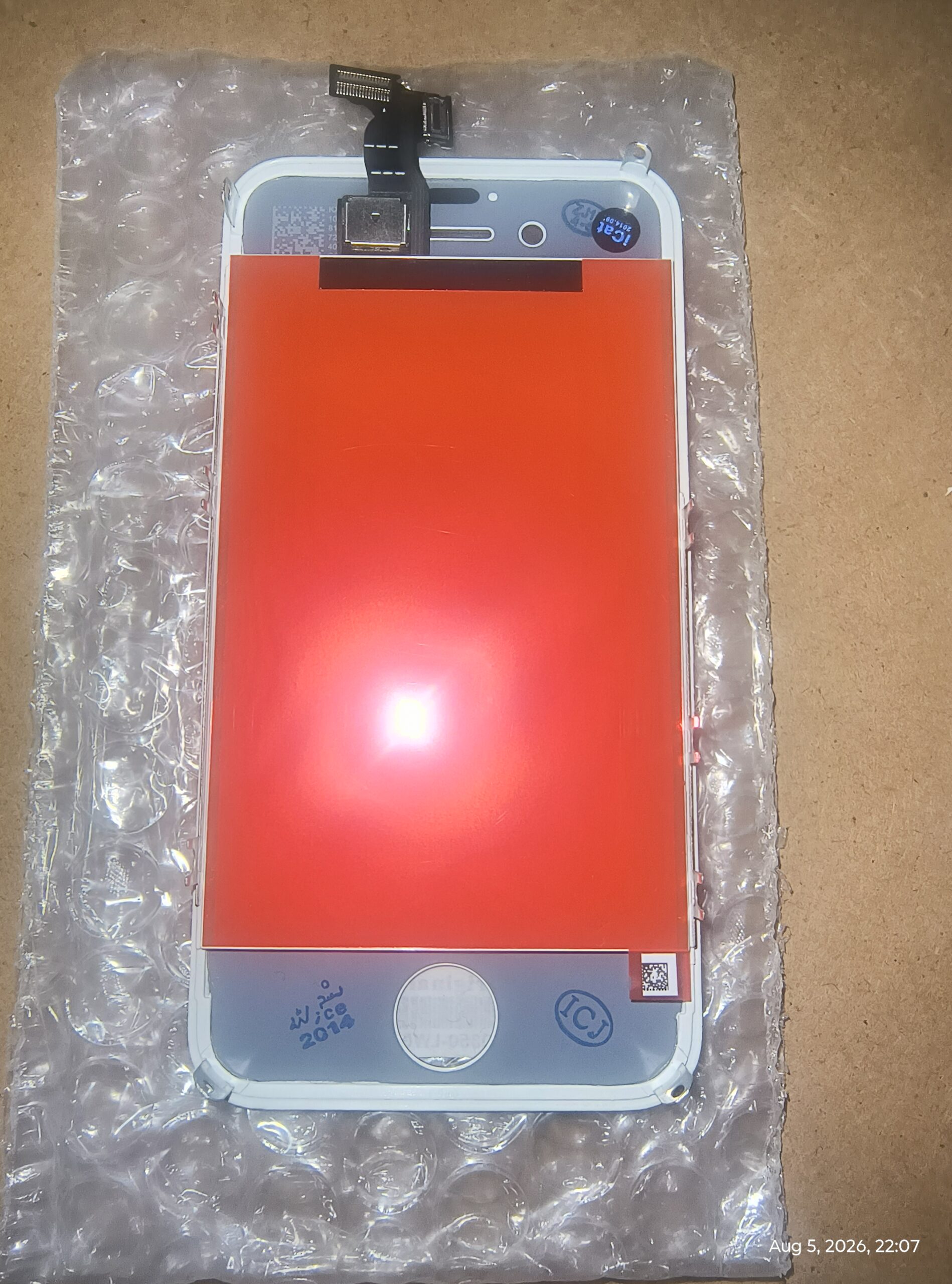 Revive Your iPhone SE/5S with a White LCD Touch Screen Digitizer Assembly - Image 2
