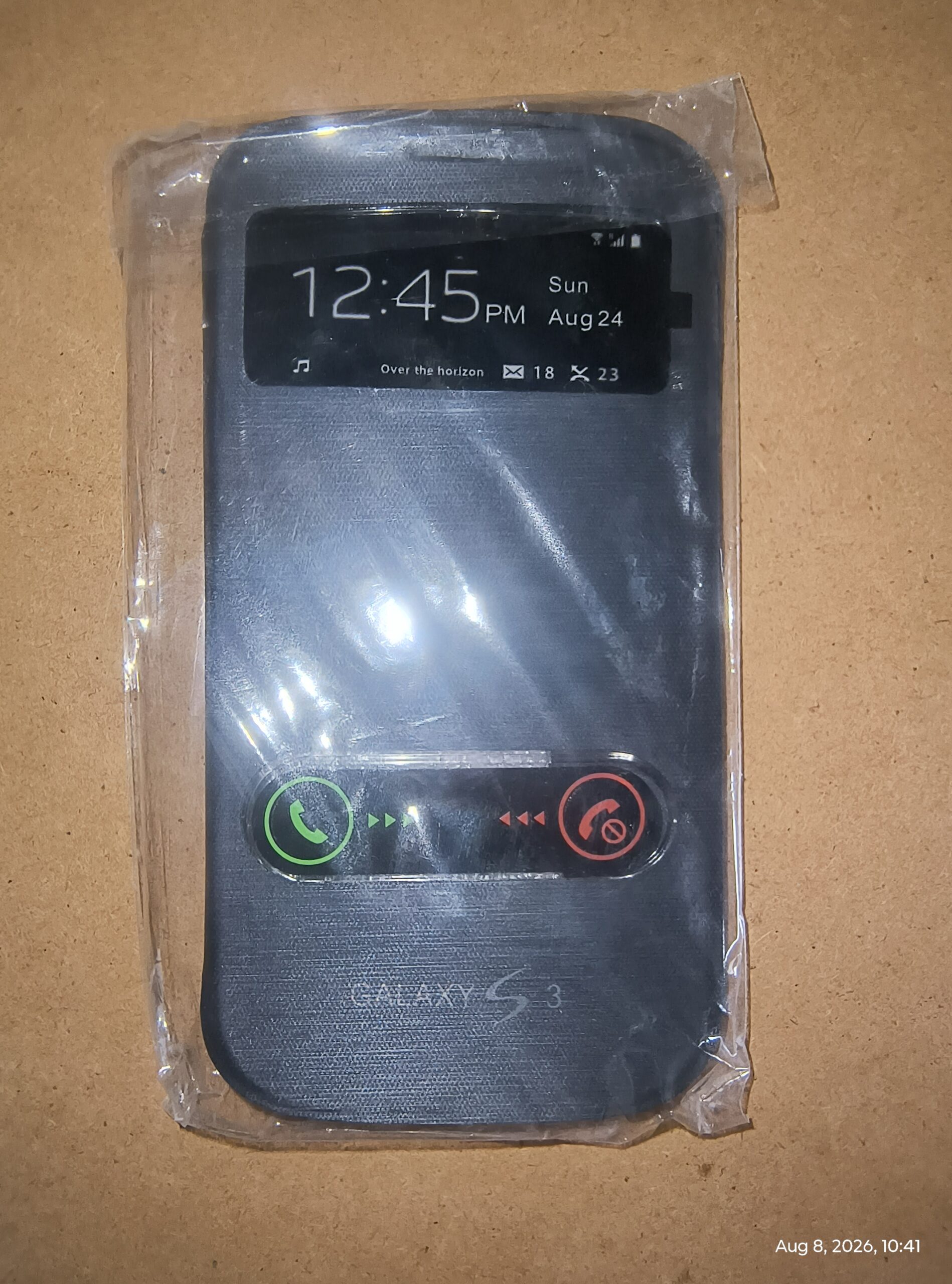 Samsung Galaxy S3 S-View Flip Cover Case in Black - New Old Stock